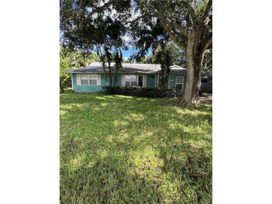 Beach Home Sale Pending in Vero Beach, Florida