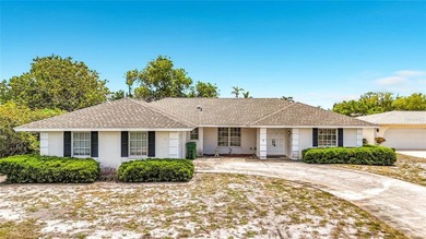 Beach Home For Sale in Bradenton, Florida