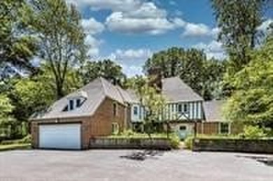 Beach Home Sale Pending in Erie, Pennsylvania