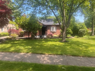 Beach Home Sale Pending in Erie, Pennsylvania