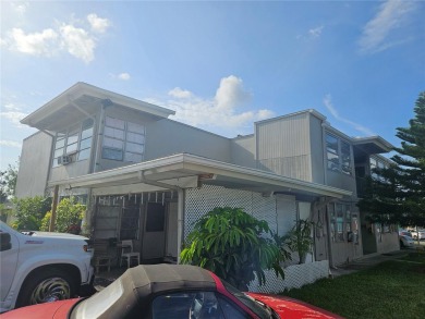 Beach Townhome/Townhouse For Sale in Clearwater, Florida