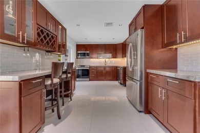 Beach Condo For Sale in Oakland Park, Florida