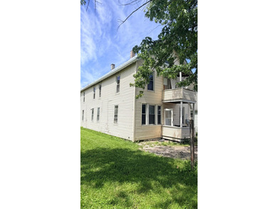 Beach Home For Sale in Erie, Pennsylvania