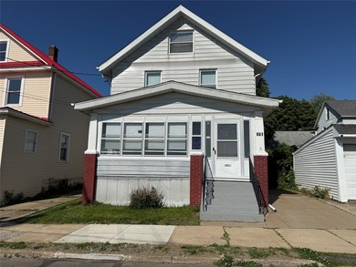 Beach Home For Sale in Erie, Pennsylvania