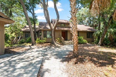 Beach Home For Sale in Fripp Island, South Carolina