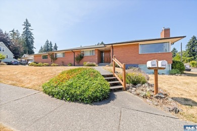 Beach Lot Active Under Contract in Port Angeles, Washington