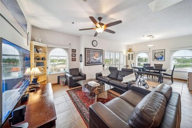 Beach Condo For Sale in Surfside, Florida