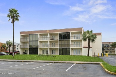 Beach Condo For Sale in Biloxi, Mississippi