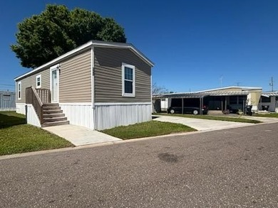 Beach Home For Sale in St. Petersburg, Florida
