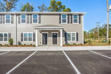 Beach Townhome/Townhouse For Sale in Crawfordville, Florida