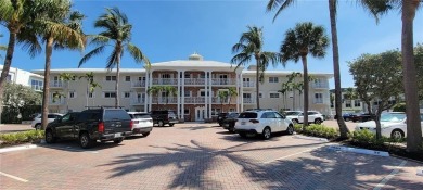 Beach Condo For Sale in Hillsboro Beach, Florida