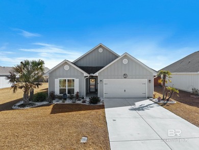 Beach Home For Sale in Gulf Shores, Alabama