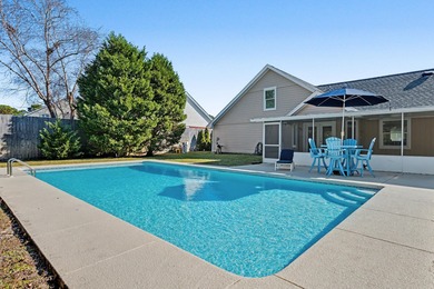 Beach Home Sale Pending in Mary Esther, Florida