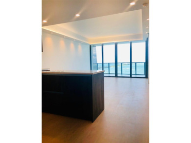 Beach Condo For Sale in Miami, Florida