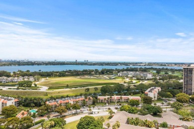 Beach Condo For Sale in West Palm Beach, Florida
