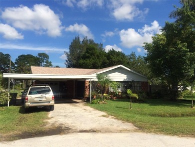 Beach Home For Sale in Ruskin, Florida