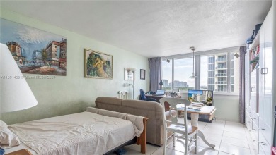 Beach Condo For Sale in Sunny Isles Beach, Florida