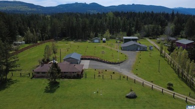 Beach Home For Sale in Sequim, Washington