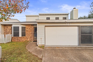 Beach Townhome/Townhouse For Sale in Fort Walton Beach, Florida