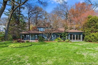Beach Home For Sale in Holland, Michigan