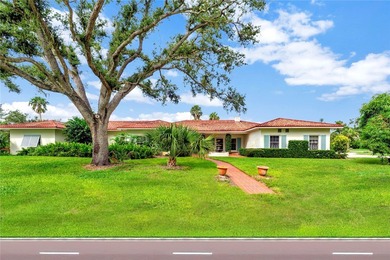 Beach Home Active Under Contract in Vero Beach, Florida