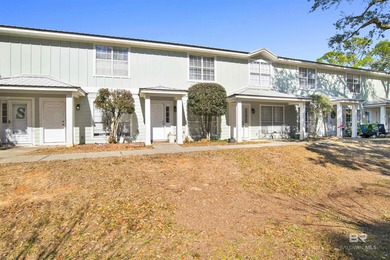 Beach Home For Sale in Gulf Shores, Alabama