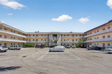 Beach Condo For Sale in Lauderhill, Florida
