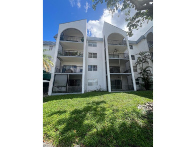 Beach Condo Sale Pending in Lauderhill, Florida