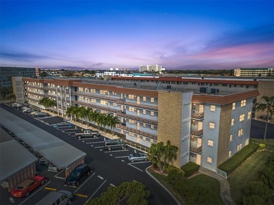 Beach Condo For Sale in Gulfport, Florida
