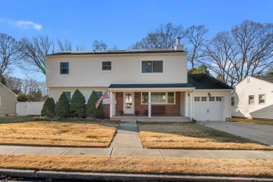 Beach Home For Sale in Linwood, New Jersey