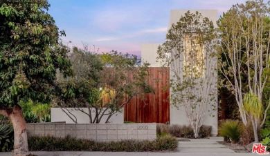 Beach Home For Sale in Venice, California