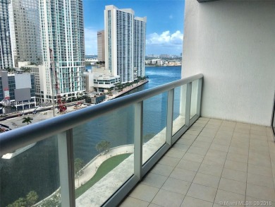 Beach Condo For Sale in Miami, Florida
