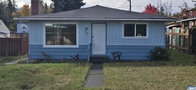 Beach Home For Sale in Port Angeles, Washington