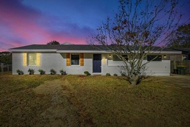 Beach Home For Sale in Fort Walton Beach, Florida