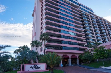 Beach Condo For Sale in Miami Beach, Florida