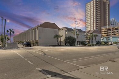 Beach Home For Sale in Gulf Shores, Alabama