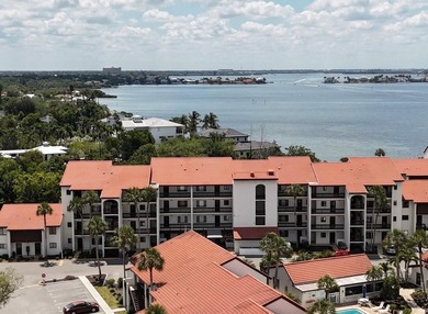 Beach Condo For Sale in Sarasota, Florida