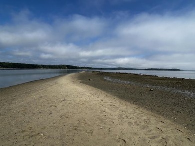 Beach Home For Sale in Yarmouth, Maine