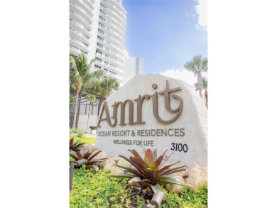 Beach Condo For Sale in Singer Island, Florida