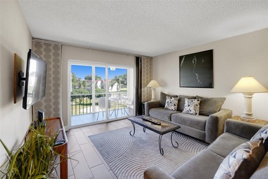 Beach Condo For Sale in Pembroke Pines, Florida