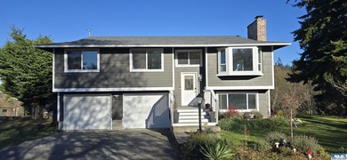 Beach Home For Sale in Sequim, Washington