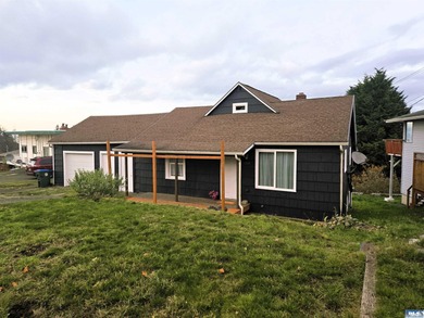 Beach Home For Sale in Port Angeles, Washington