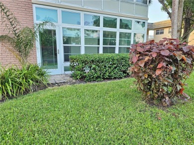 Beach Condo Sale Pending in Vero Beach, Florida