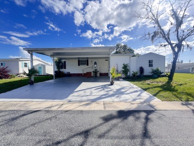 Beach Home For Sale in Crystal River, Florida