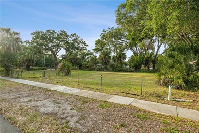 Beach Lot For Sale in Sarasota, Florida