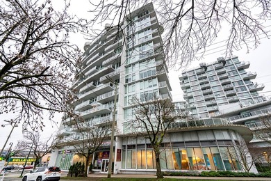 Beach Condo For Sale in Vancouver, BC