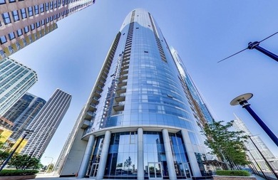Beach Condo For Sale in Chicago, Illinois