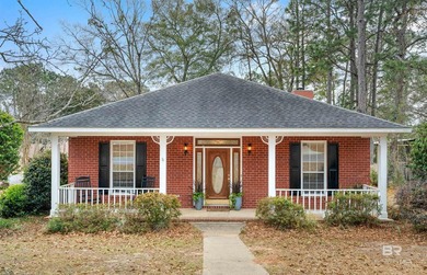 Beach Home For Sale in Daphne, Alabama