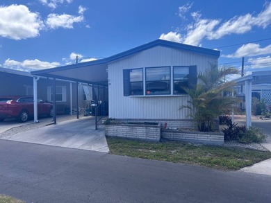 Beach Home For Sale in Sarasota, Florida