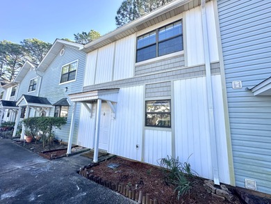 Beach Townhome/Townhouse For Sale in Mary Esther, Florida